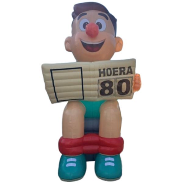 Feestpop man op wc 80 jaar 4 meter Feestpop man op wc 80 jaar 4 meter