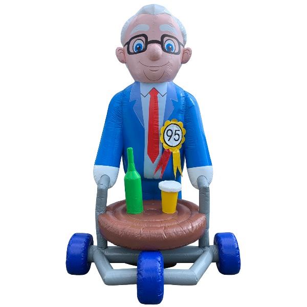 Feestpop man rollator 4 meter 95 jaar