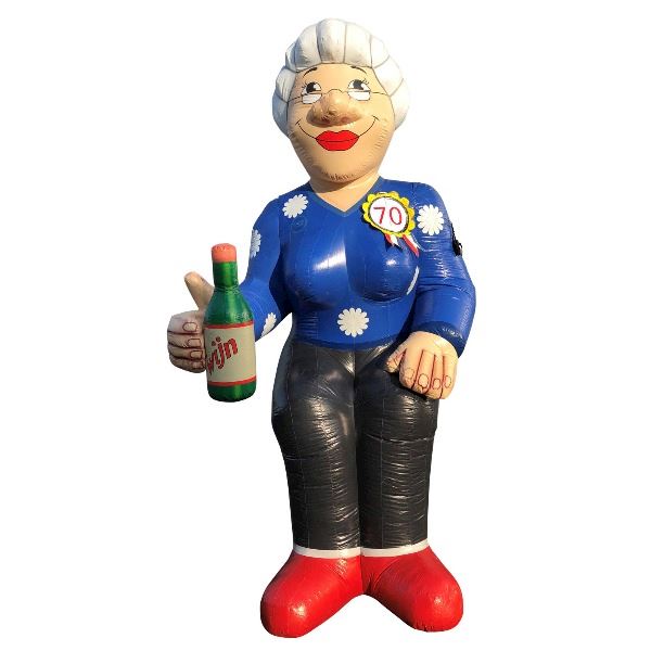Feestpop vrouw op vat wijn 70 jaar 4 meter